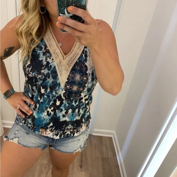 Brand new Teal Leopard Tan Lace Vneck Tank! - Picture 10 of 12